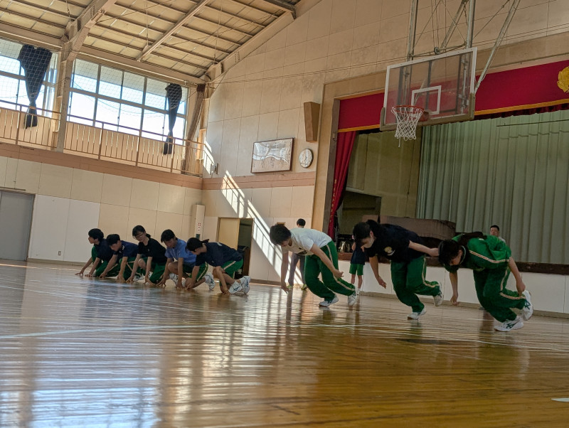 PXL_20250512_222732524