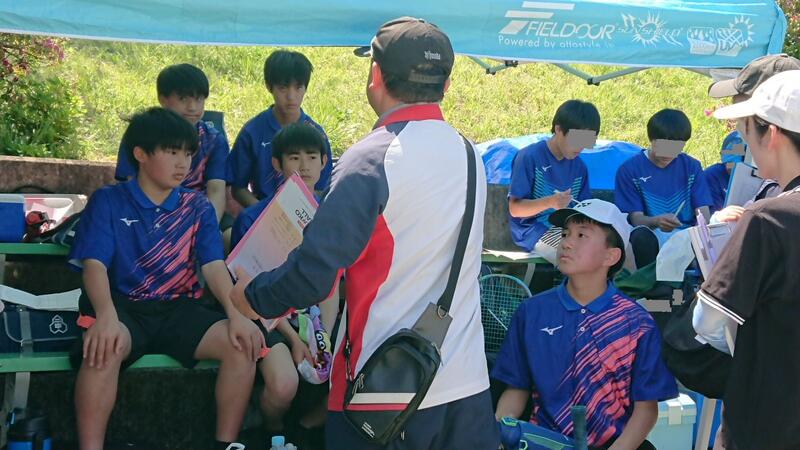 男子テニス部も頑張りました。